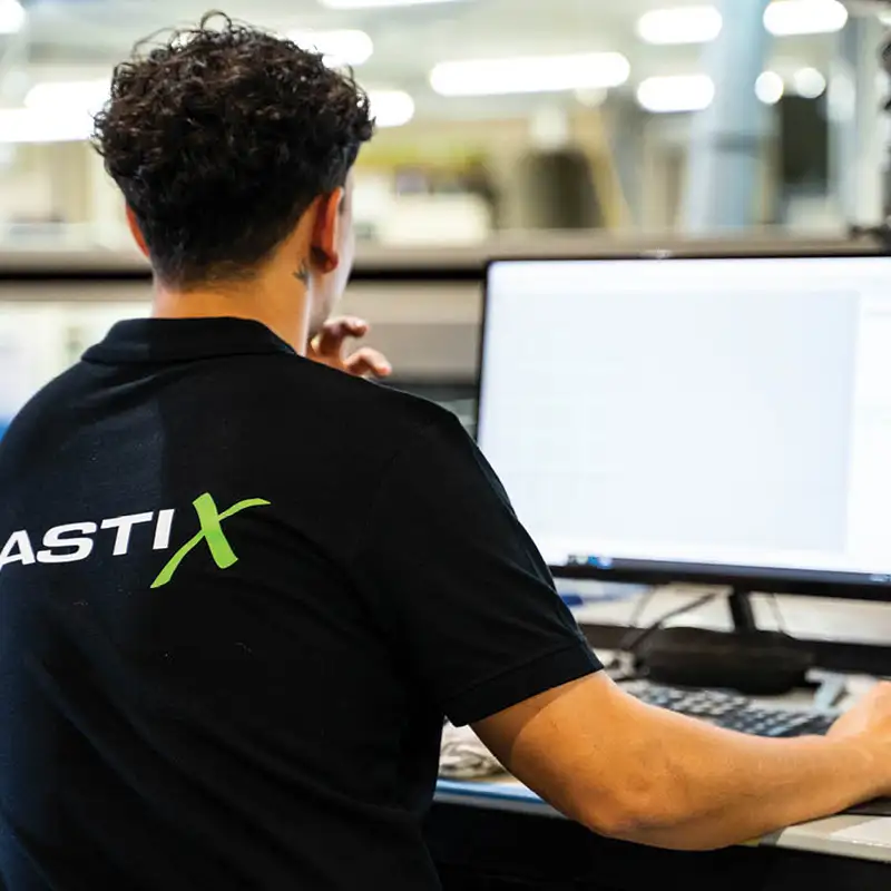 Engraving in accordance with your drawing